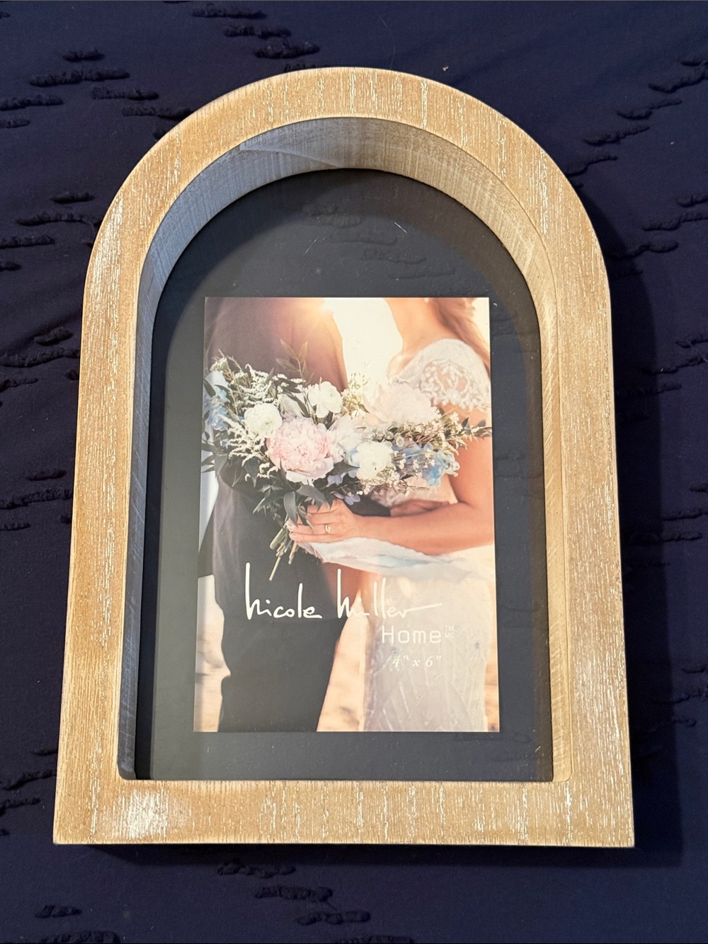 Nicole Miller Arched Picture Frame in Light Distressed Wood 4x6